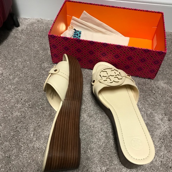 Tory Burch Madeline platform slides - Picture 5 of 5